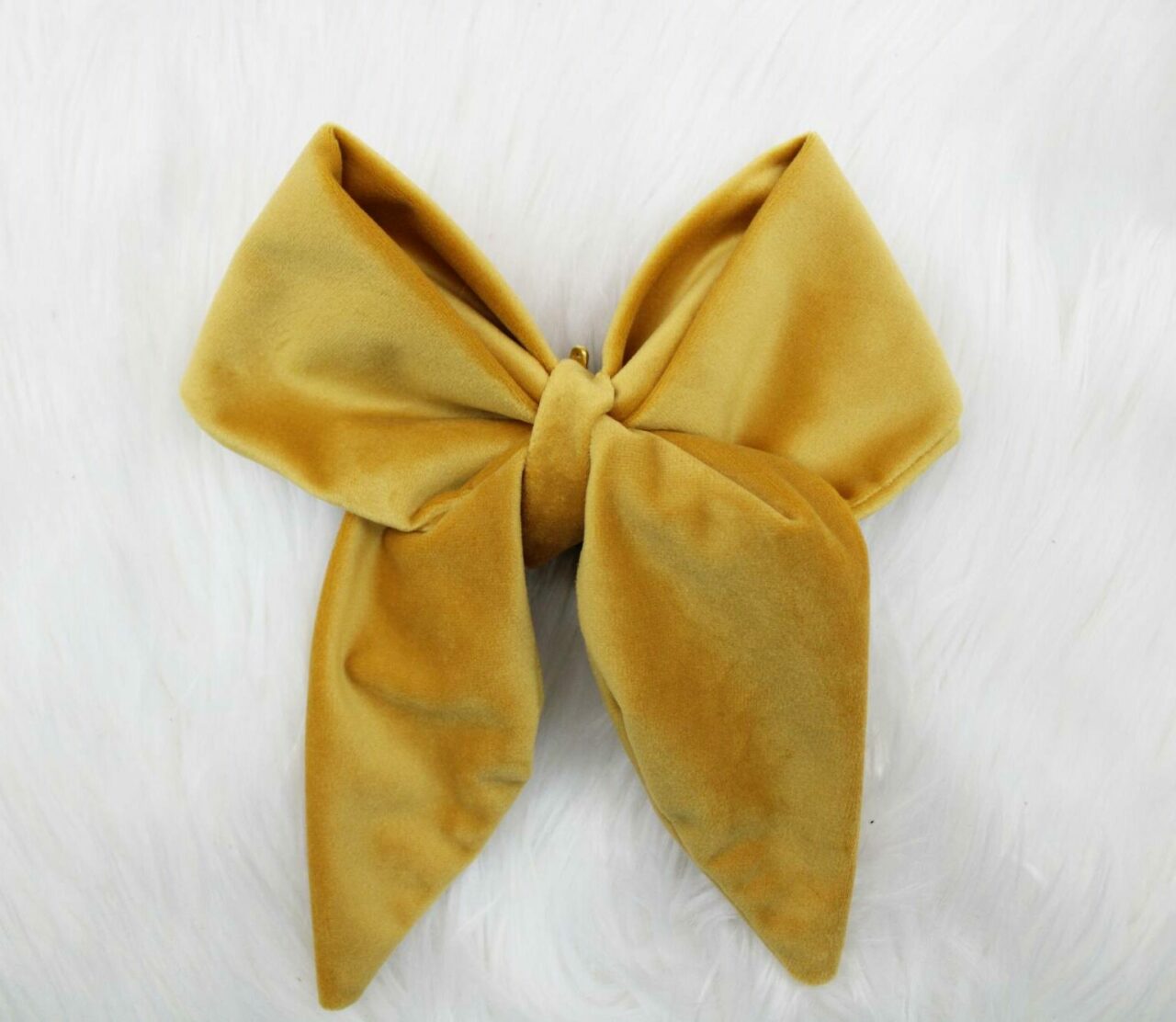 Golden Sailor Bow